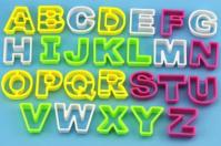 Medium Size Alphabet Cutter Set 26 pcs1